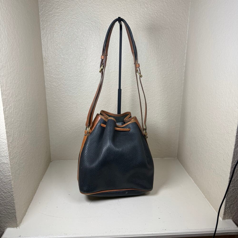 EUC Dooney Bourke vintage drawstring bucket bag with COA - Picture 2 of 8